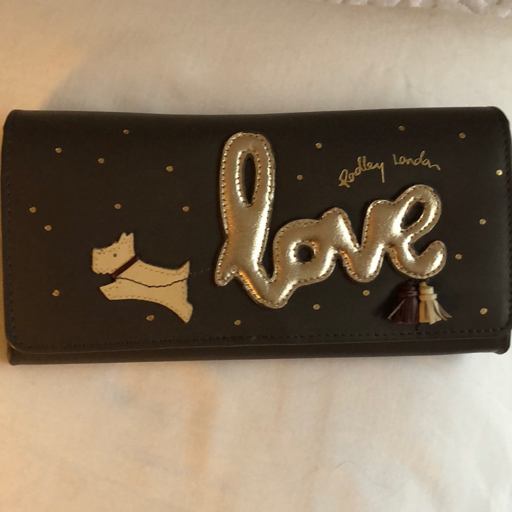 Radley London “Love is in the Air” clutch wallet